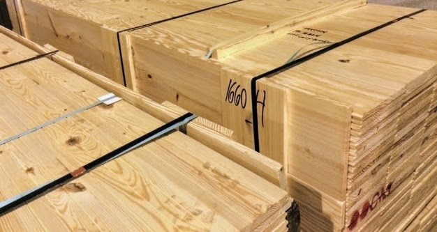 Buying flooring online means custom crates and pallets